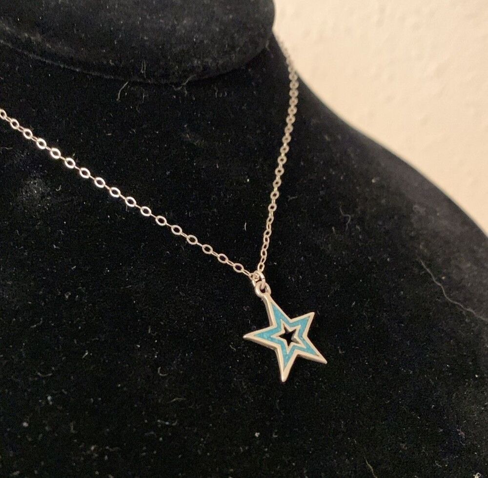 Vintage Silver Crushed Turquoise Star Pendant Necklace 16”